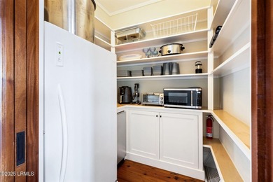 Timeless Lowcountry elegance & thoughtful design define this - photo 24