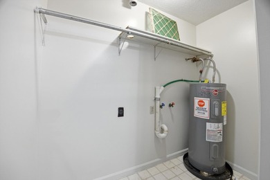 RARE OPPORTUNITY TO OWN AN ENTIRE INCOME PRODUCING STREET 44 - photo 38