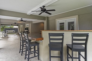 Don't miss this Pass Christian Retreat with Resort-Style - photo 41