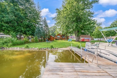 Nestled along 53 feet of frontage on highly sought-after - photo 5