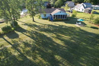 Shavehead Lake Home For Sale in Cassopolis Michigan