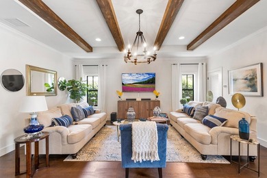 Casa Poinsettia, a design led Spanish Revival retreat in - photo 1