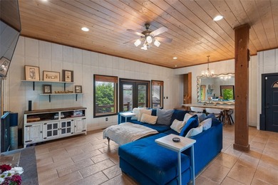 Move-in ready and thoughtfully designed for low-maintenance - photo 14