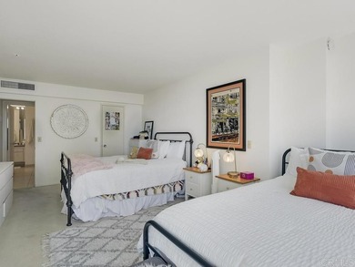 1810 Avenida Del Mundo 609 - photo 14