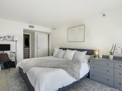 1810 Avenida Del Mundo 609 - photo 18
