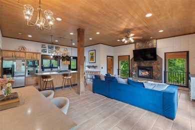 Move-in ready and thoughtfully designed for low-maintenance - photo 21