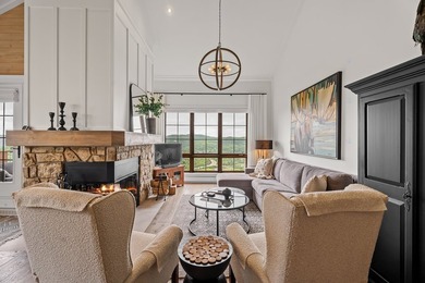 EQUINOXE - Experience unmatched luxury in this fully renovated - photo 3