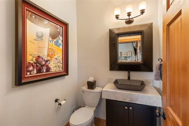 Move-in ready and thoughtfully designed for low-maintenance - photo 30