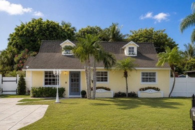 Welcome to 7416 Overlook Drive in Lake Worth, a spacious and - photo 2
