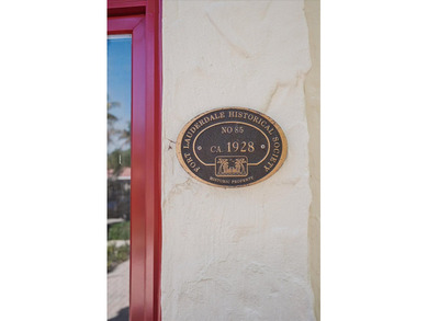 A rare opportunity to own this charming & distinctive historic - photo 4