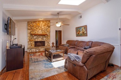 Wekiva Hills - 4 Bedroom (split plan), 2 baths, Kitchen, Baths - photo 12