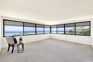 BREATHTAKING OCEAN VIEWS take center stage from the moment you - photo 19