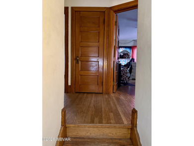 Great investment opportunity! This 4-bedroom single-family home - photo 12