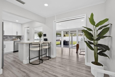 Beautifully updated and move-in ready 3-Bed 2-Bath Residence - photo 13