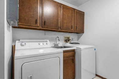 Charming 2-bedroom, 2-bath condo in a well-maintained - photo 8