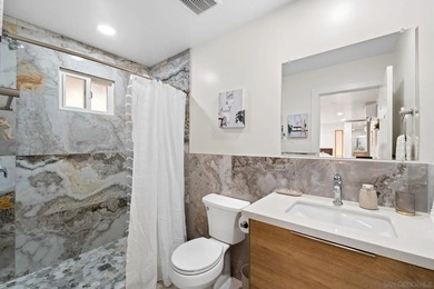 Incredibly rare mixed-use trophy property located at the corner - photo 22