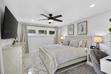 Beautifully updated and move-in ready 3-Bed 2-Bath Residence - photo 31