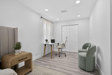 Beautifully updated and move-in ready 3-Bed 2-Bath Residence - photo 43