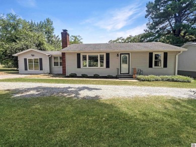 Lake Home For Sale in Kuttawa, Kentucky