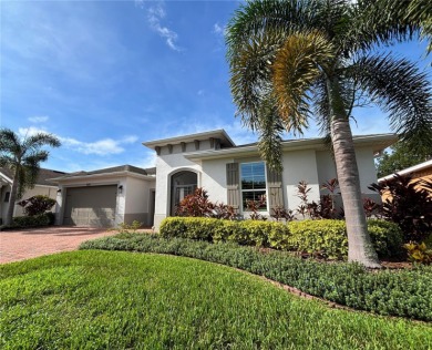 Lake Home Sale Pending in Poinciana, Florida
