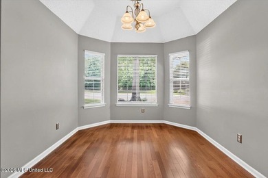 Welcome to this beautifully maintained 4 bedroom, 2 bathroom - photo 11