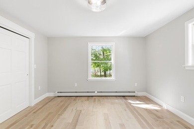 This beautifully renovated single-family home is move-in ready - photo 15