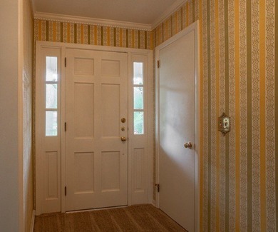 Large 4 bedroom home on a corner lot in Alice dr school - photo 15