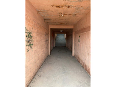 It's time to be the new owner of 40k sq ft commercial property - photo 16