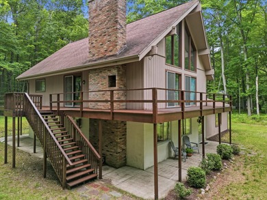 Welcome to this beautifully maintained A-frame in the heart of - photo 2