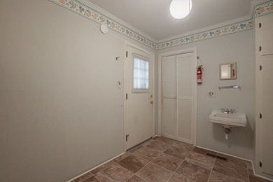 Large 4 bedroom home on a corner lot in Alice dr school - photo 27