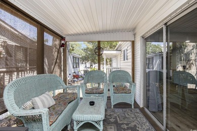 Welcome to this beautifully upgraded 4-bedroom, 2-bathroom home - photo 31