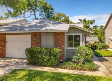 Lake Orienta Condo For Sale in Altamonte Springs Florida