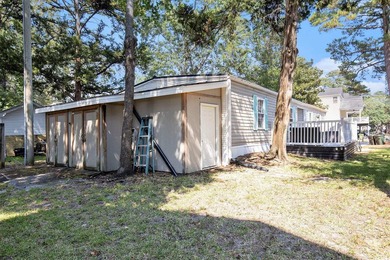 Welcome to this beautifully upgraded 4-bedroom, 2-bathroom home - photo 33