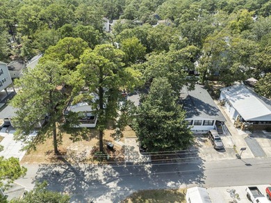 Welcome to this beautifully upgraded 4-bedroom, 2-bathroom home - photo 35