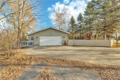 Horseshoe Lake - Stearns County Home For Sale in Richmond Minnesota