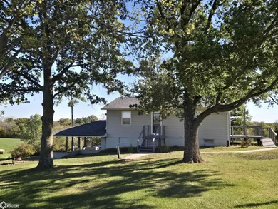 Rathbun Lake Home For Sale in Mystic Iowa