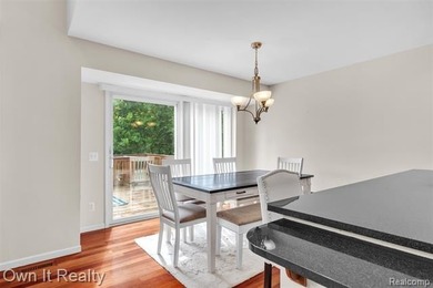 ***Open House Saturday June 13 from 1pm to 3pm*** Rare - photo 10