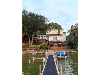 Clear Lake Home For Sale in Clear Lake Iowa