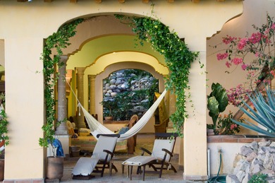 Perched on a dramatic bluff above the Pacific Ocean, MARALUZ is - photo 12