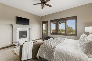 Elevate your lifestyle at this stately, airy sanctuary in - photo 18