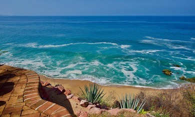 Perched on a dramatic bluff above the Pacific Ocean, MARALUZ is - photo 26