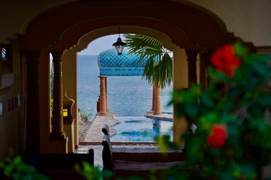 Perched on a dramatic bluff above the Pacific Ocean, MARALUZ is - photo 27