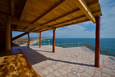 Perched on a dramatic bluff above the Pacific Ocean, MARALUZ is - photo 50