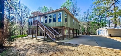 Alabama River Home For Sale in Lowndesboro Alabama