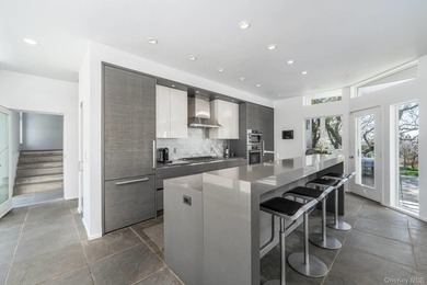 SOUND FRONT RETREAT - Designed in 1986 by architect Sanford - photo 17