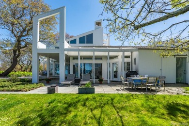 SOUND FRONT RETREAT - Designed in 1986 by architect Sanford - photo 28