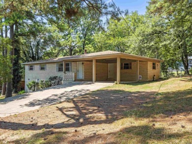 Lake Hamilton Home For Sale in Hot Springs Arkansas