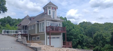 Table Rock Lake Home For Sale in Kimberling City Missouri