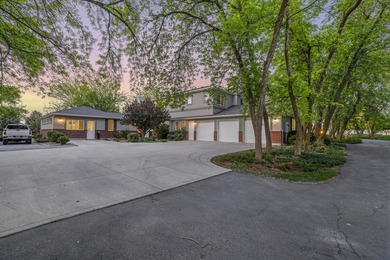 (private lake, pond, creek) Home For Sale in Gooding Idaho