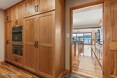 Unparalleled private 123+- feet of level frontage on the Pend - photo 13